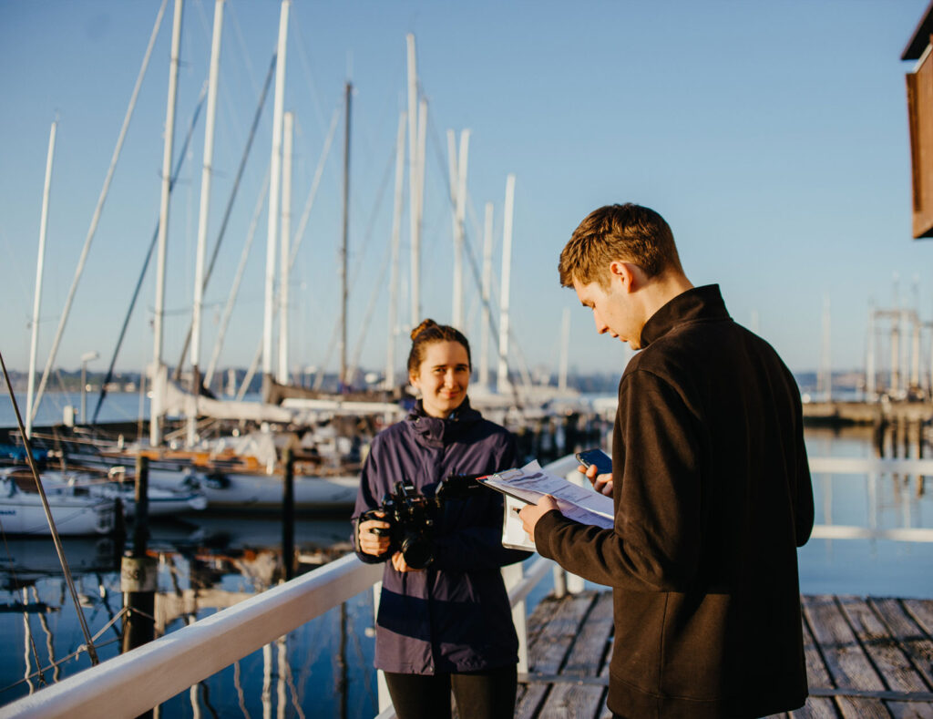 Filmteam am Yachthafen, Moritz Schütze freiberuflicher Kommunikationsdesigner aus Kiel
